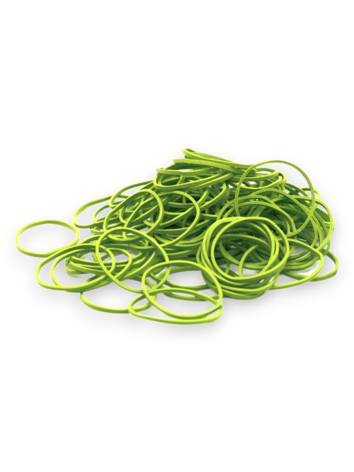 Élastiques - tas d'élastiques vert clair sur fond blanc